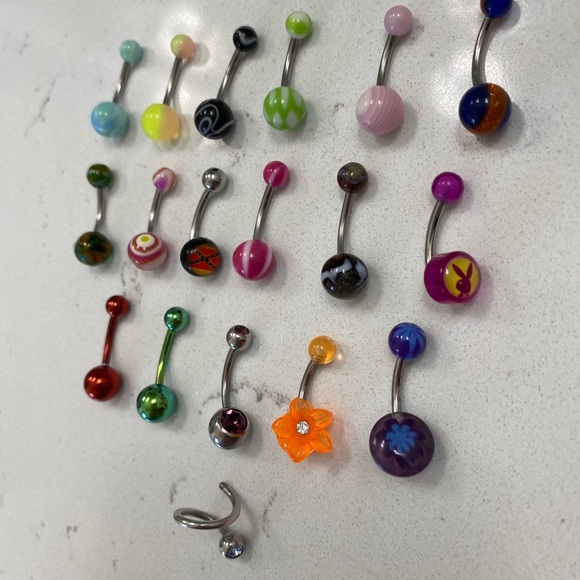 Belly Button Rings - Picture 2 of 2